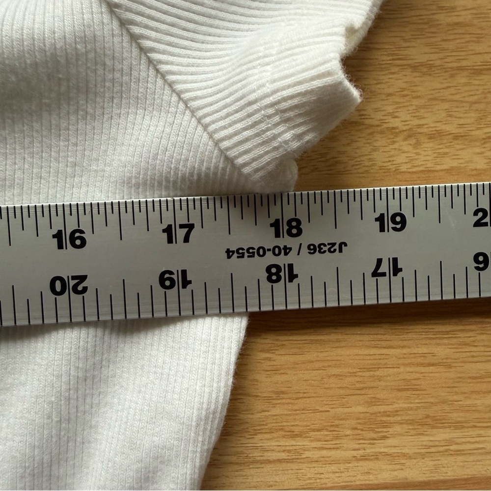 Universal Thread Cream‎ Scoop Neck Crop Top - Picture 4 of 4